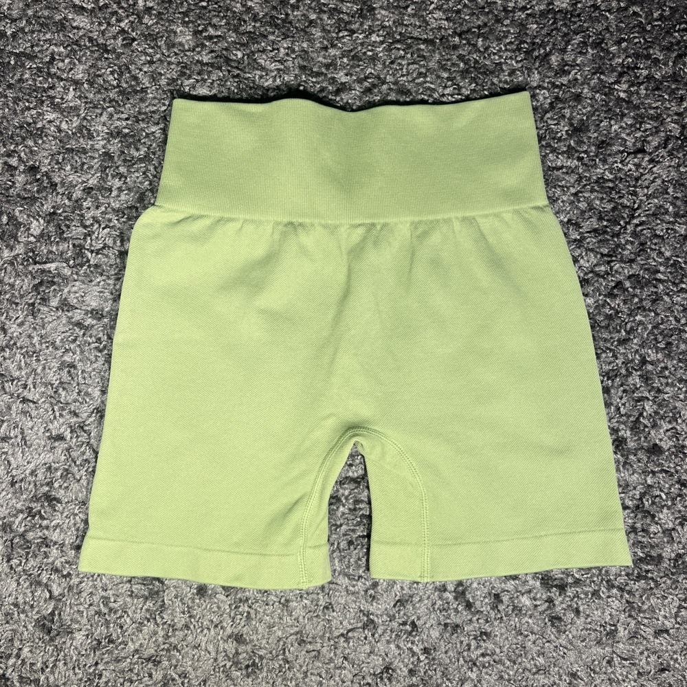 Oqq Small Green Scrunch Butt Shorts